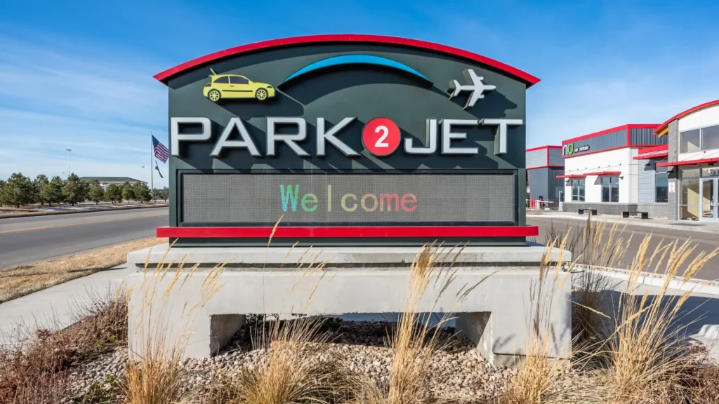 Book your Airport Shuttle Parking with Park 2 Jet